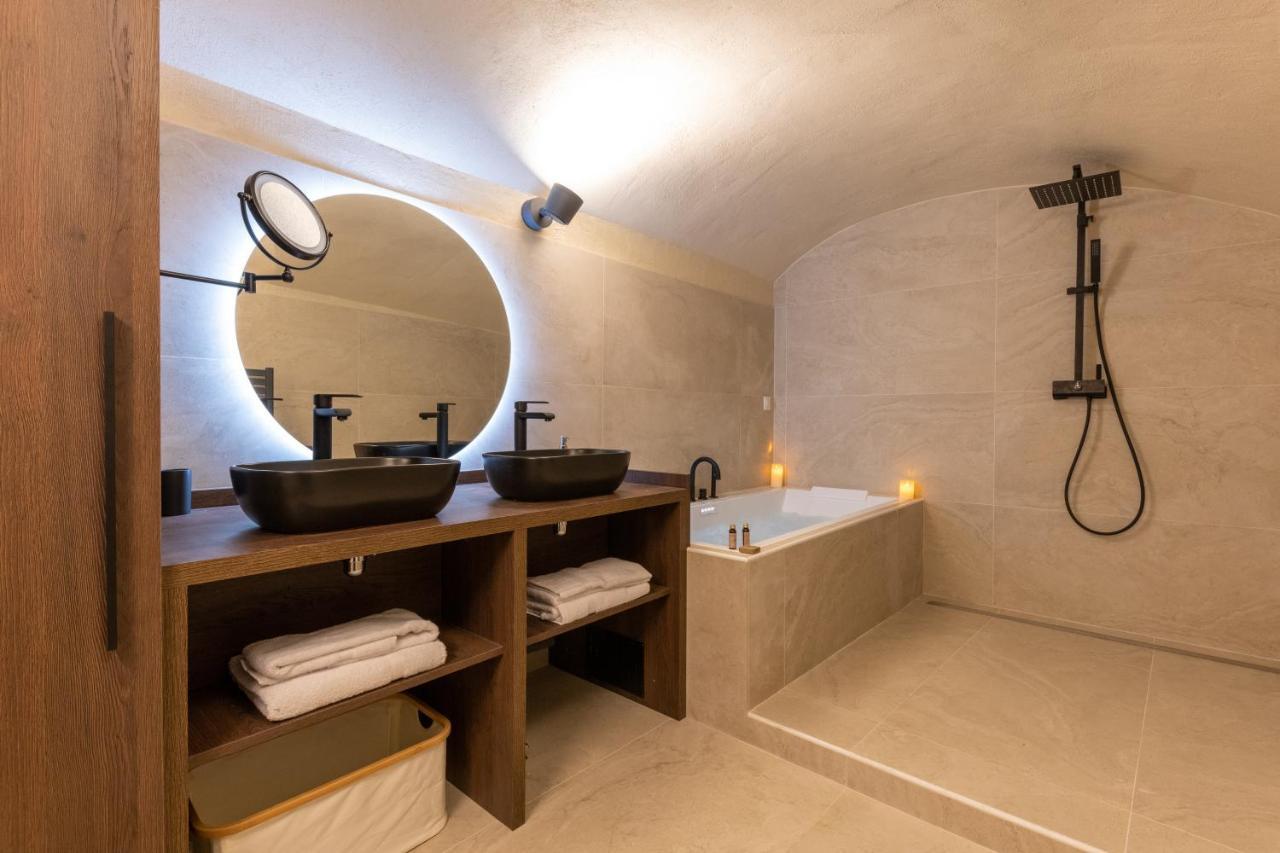 Cocoon Du Vieux Lyon - Luxury Apartment - Balneo Luaran gambar